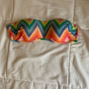 Strapless bikini top